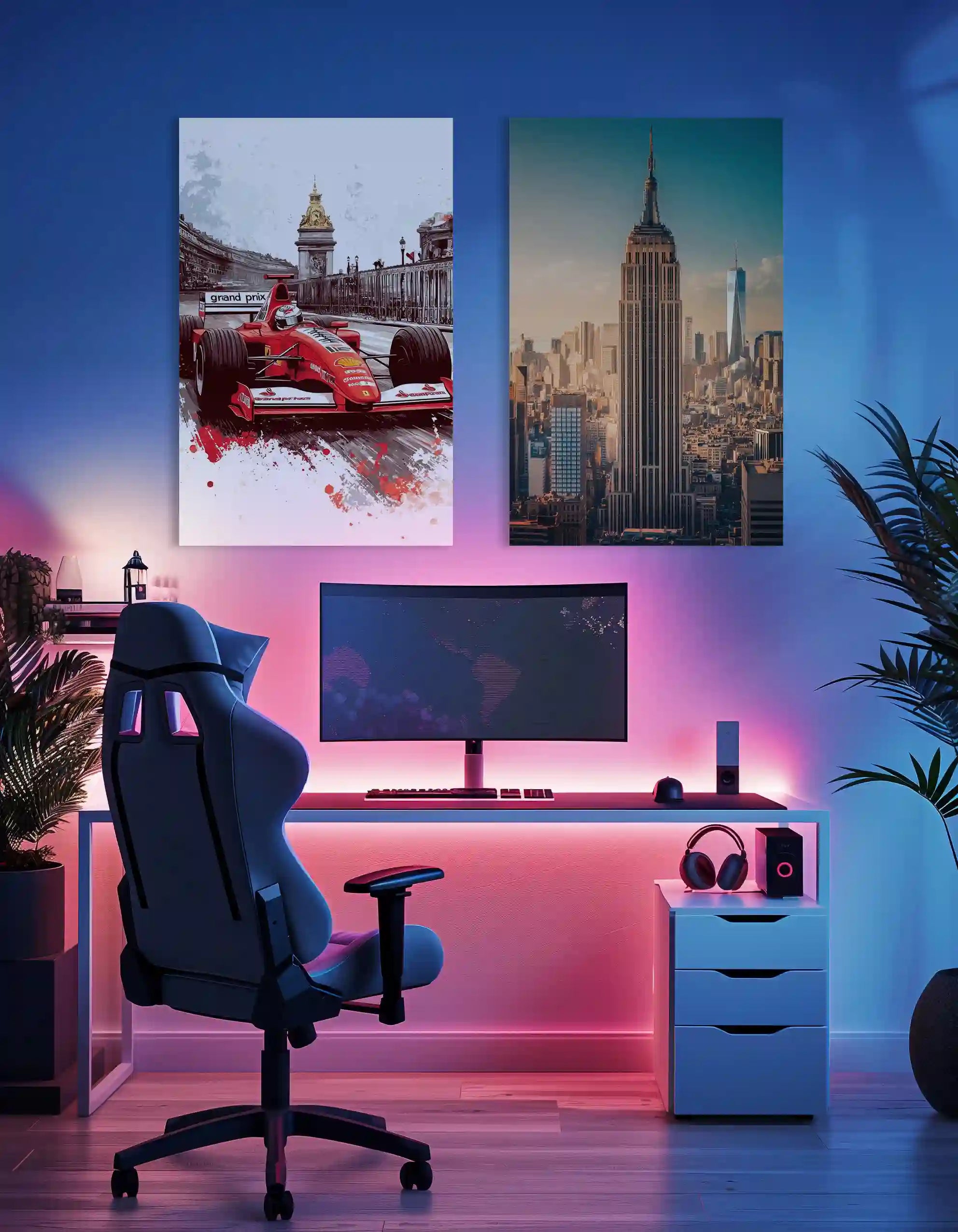 gamerværelse med to akustikpaneler fra InEx World Of Art.
Med to designs, det ene med et akustikpanel der har en fomel 1 bil og det andet med empirestate building på.